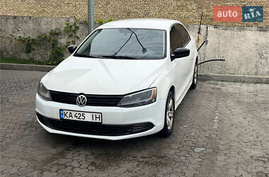 Седан Volkswagen Jetta 2013 в Киеве