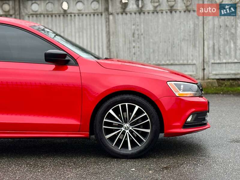 Седан Volkswagen Jetta 2016 в Києві