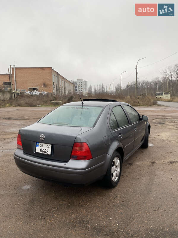 Седан Volkswagen Jetta 2003 в Чернігові