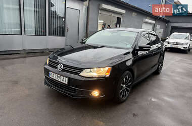 Седан Volkswagen Jetta 2012 в Києві
