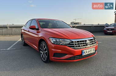 Седан Volkswagen Jetta 2019 в Киеве