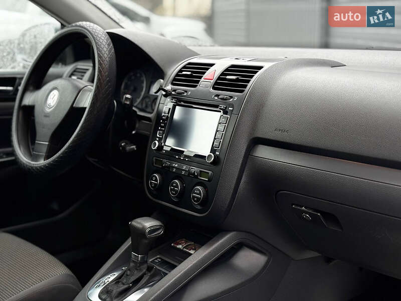 Седан Volkswagen Jetta 2009 в Кропивницькому фото 9 Седан Volkswagen Jetta 2009 в Кропивницькому