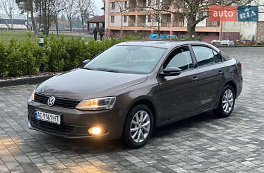 Седан Volkswagen Jetta 2011 в Мукачево