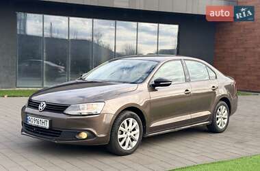 Седан Volkswagen Jetta 2011 в Мукачевому