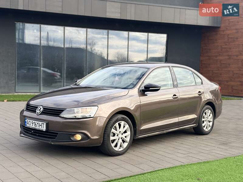Volkswagen Jetta 2011