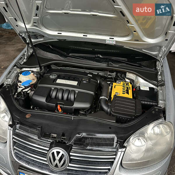 Седан Volkswagen Jetta 2008 в Житомирі фото 31 Седан Volkswagen Jetta 2008 в Житомирі