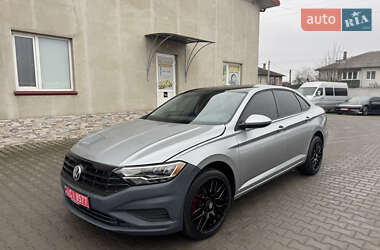 Седан Volkswagen Jetta 2019 в Луцке
