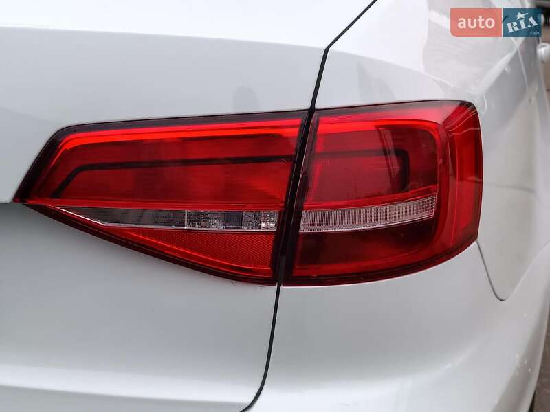 Седан Volkswagen Jetta 2015 в Харкові фото 8 Седан Volkswagen Jetta 2015 в Харкові