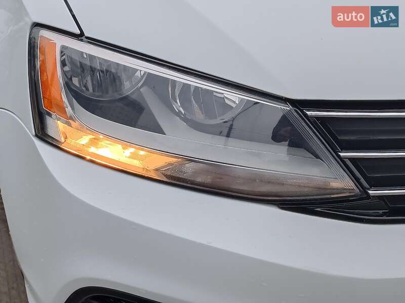 Седан Volkswagen Jetta 2015 в Харкові фото 13 Седан Volkswagen Jetta 2015 в Харкові