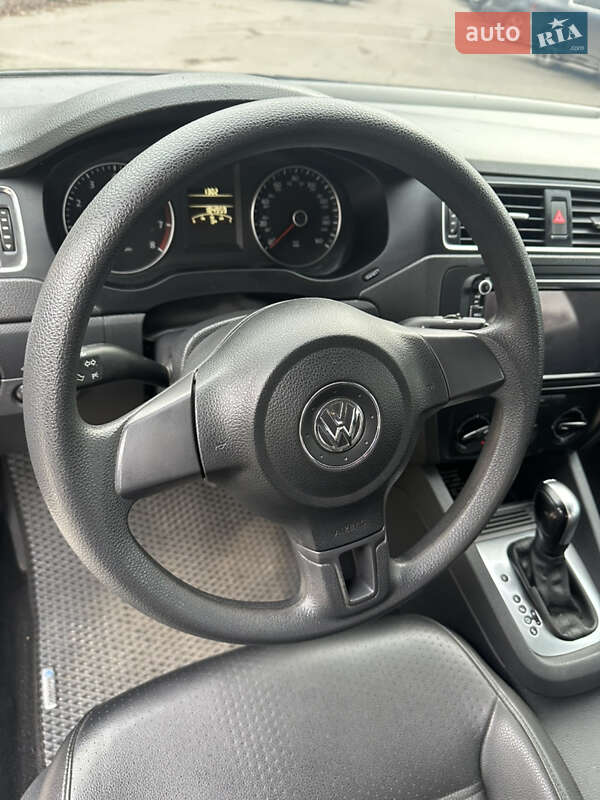 Седан Volkswagen Jetta 2014 в Полтаві фото 9 Седан Volkswagen Jetta 2014 в Полтаві