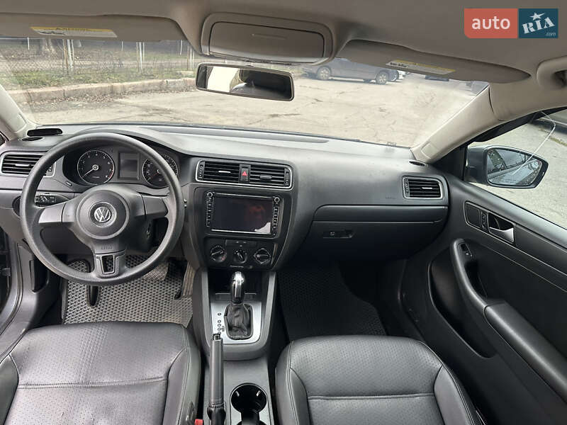 Седан Volkswagen Jetta 2014 в Полтаві фото 11 Седан Volkswagen Jetta 2014 в Полтаві