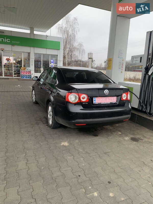 Седан Volkswagen Jetta 2006 в Черкассах