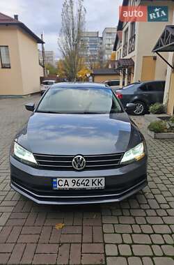 Седан Volkswagen Jetta 2016 в Черкасах