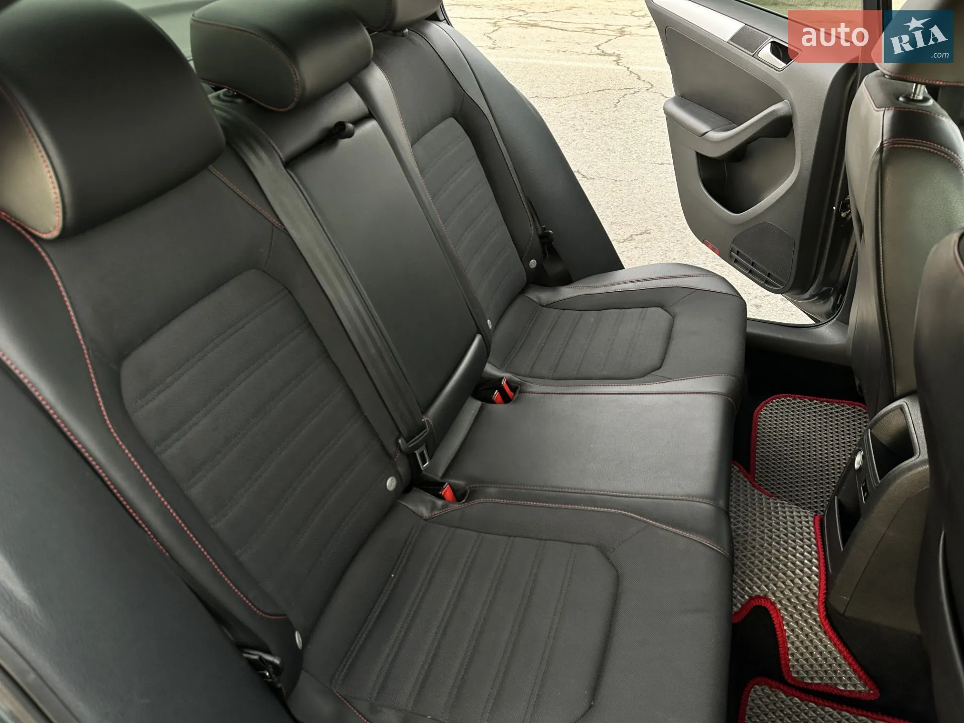 2013 Volkswagen Jetta - мініатюра 24
