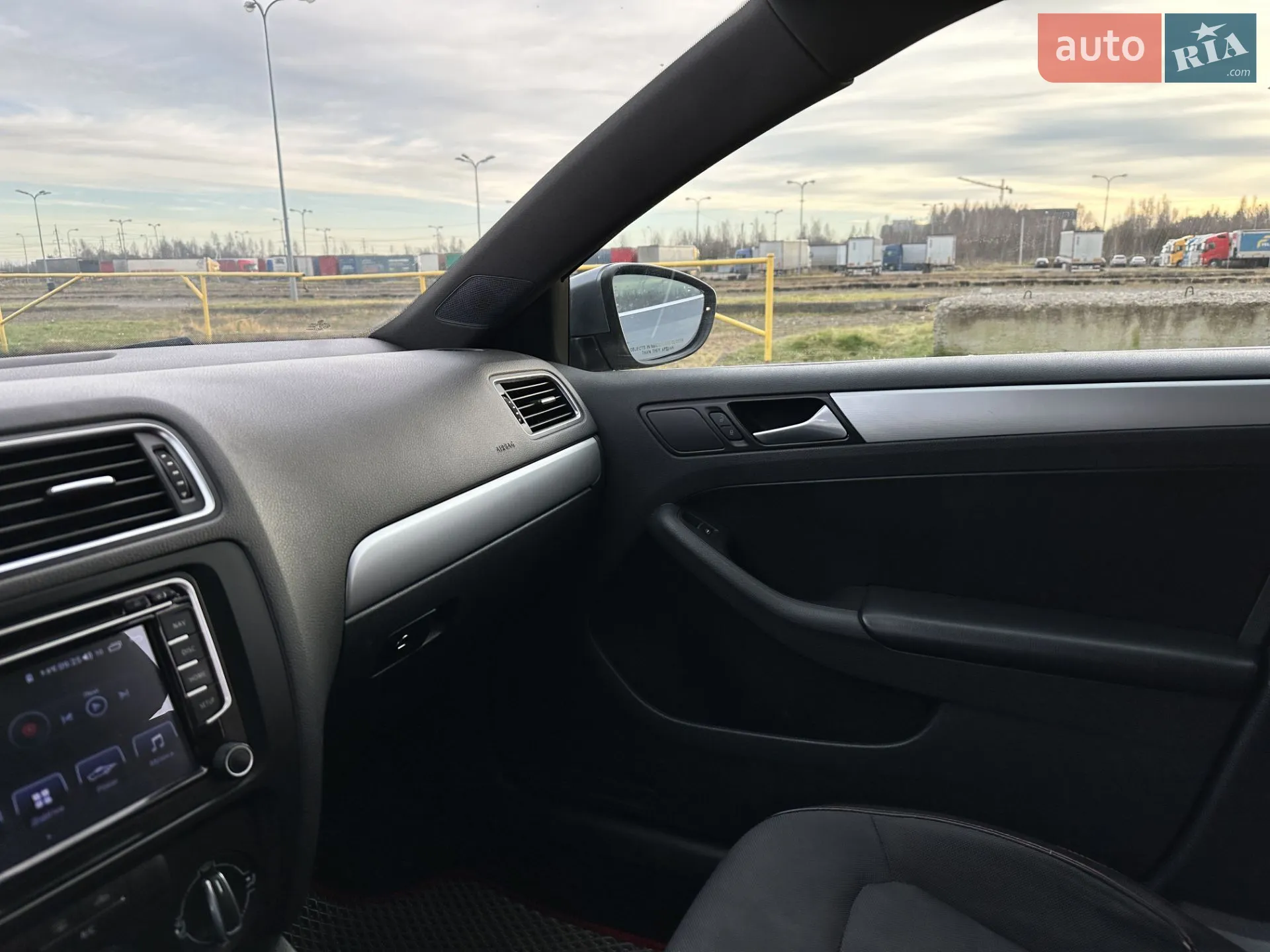 2013 Volkswagen Jetta - мініатюра 29