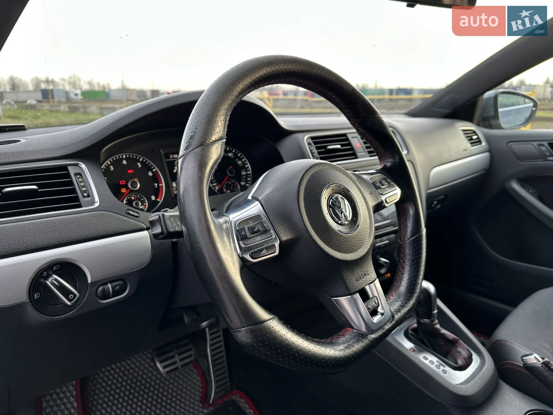2013 Volkswagen Jetta - мініатюра 33