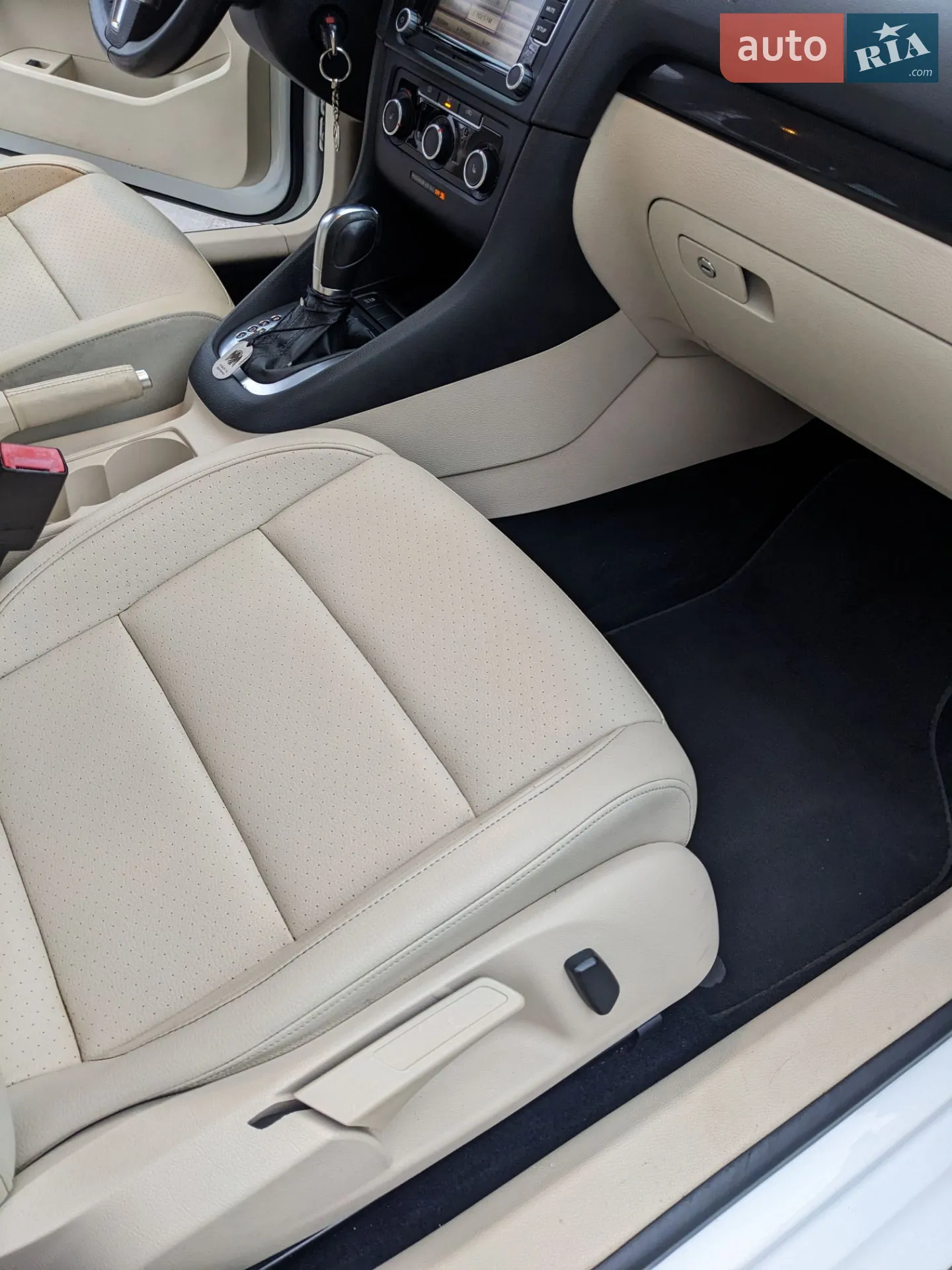 2011 Volkswagen Jetta - мініатюра 20