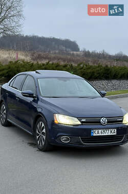 Седан Volkswagen Jetta 2013 в Києві