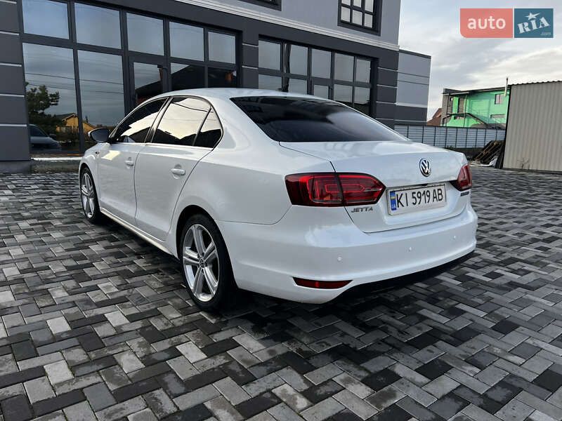 Седан Volkswagen Jetta 2012 в Киеве