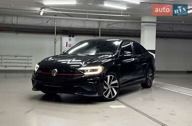 Седан Volkswagen Jetta 2019 в Киеве
