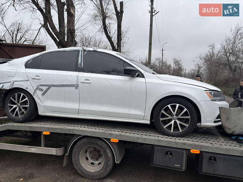 Седан Volkswagen Jetta 2015 в Кривому Розі