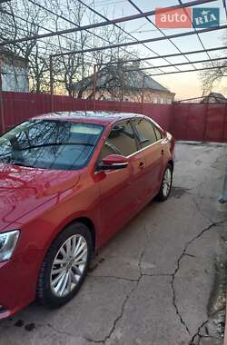 Седан Volkswagen Jetta 2016 в Кропивницком