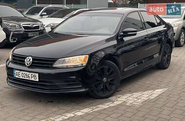 Седан Volkswagen Jetta 2016 в Днепре
