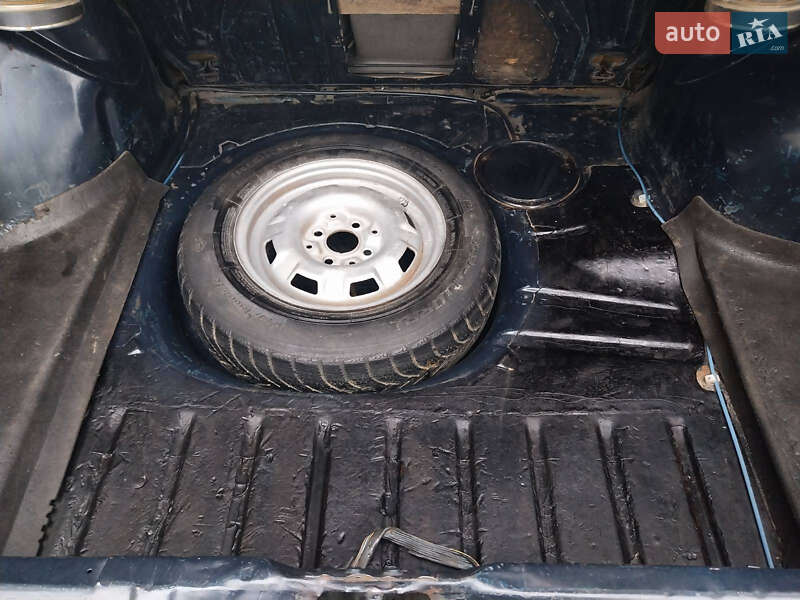 Седан Volkswagen Jetta 1989 в Черновцах