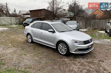 Седан Volkswagen Jetta 2014 в Киеве