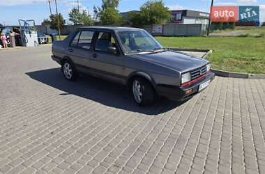 Седан Volkswagen Jetta 1989 в Ровно