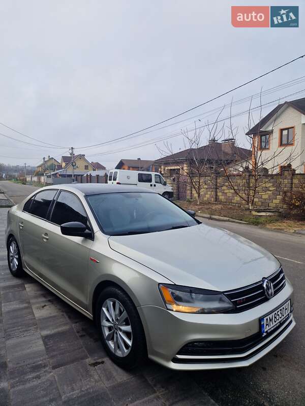 Volkswagen Jetta 2015