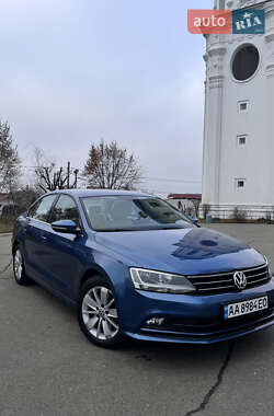 Седан Volkswagen Jetta 2016 в Киеве