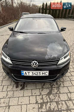 Седан Volkswagen Jetta 2014 в Надворной