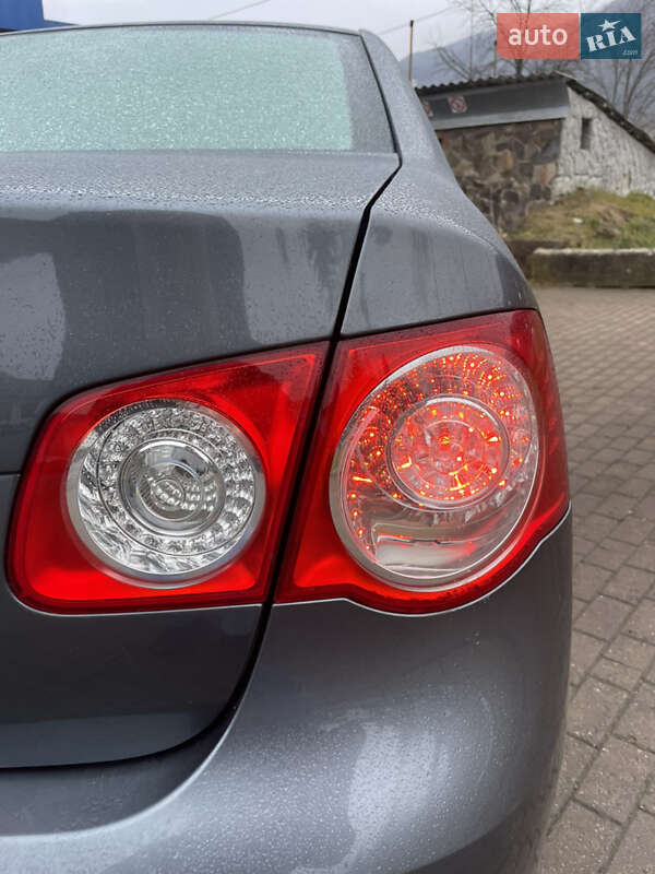 Седан Volkswagen Jetta 2006 в Косове