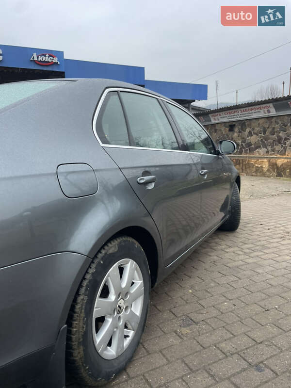 Седан Volkswagen Jetta 2006 в Косове
