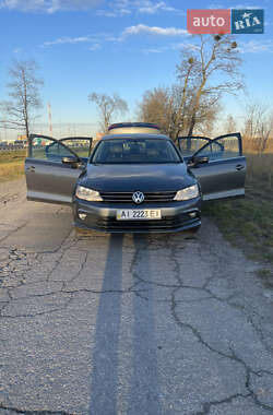 Седан Volkswagen Jetta 2017 в Киеве