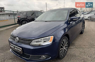 Седан Volkswagen Jetta 2012 в Киеве
