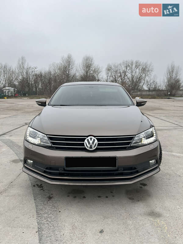 Volkswagen Jetta 2015