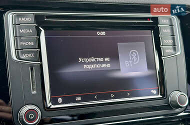 Седан Volkswagen Jetta 2016 в Киеве