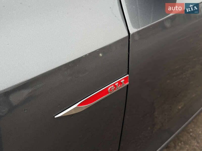 Седан Volkswagen Jetta 2016 в Одесі