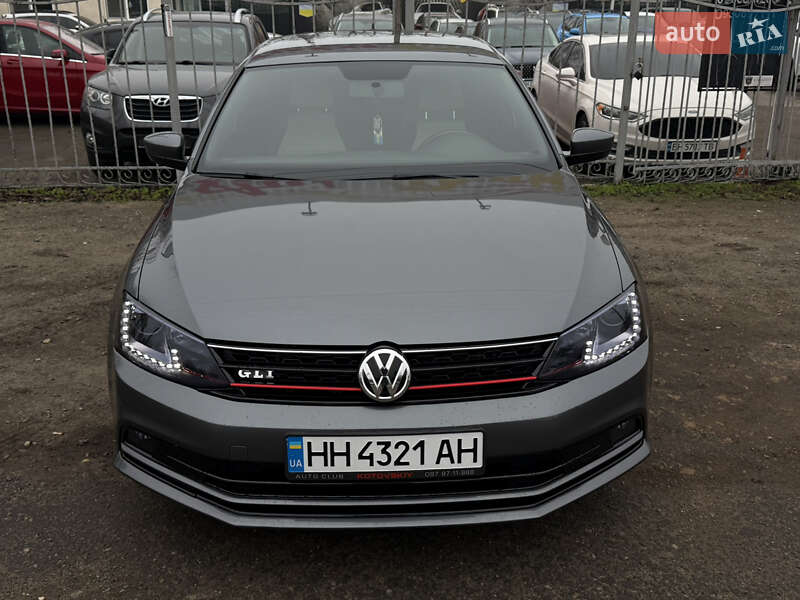 Седан Volkswagen Jetta 2016 в Одесі