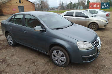 Седан Volkswagen Jetta 2008 в Бобринце