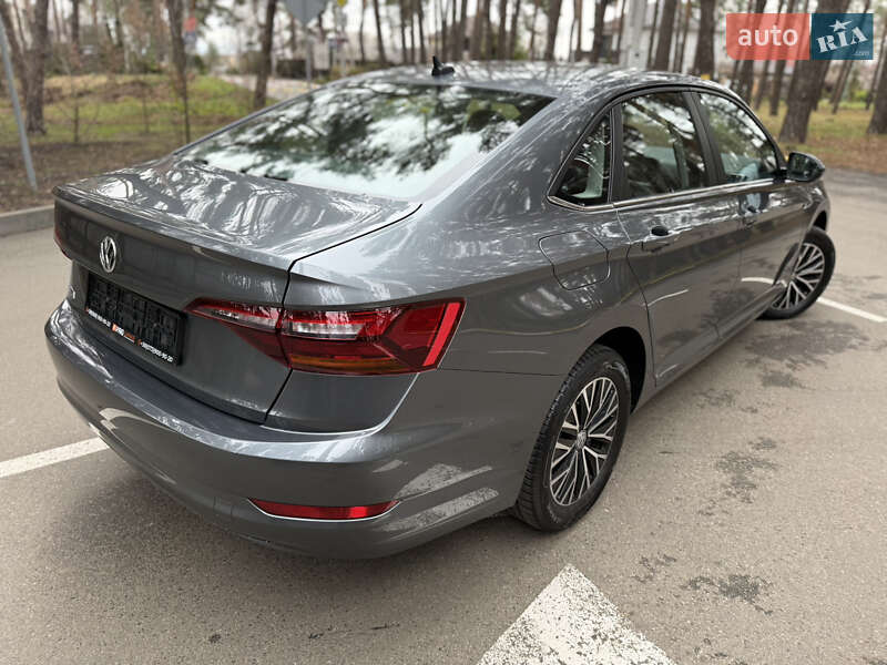 Седан Volkswagen Jetta 2018 в Білогородці