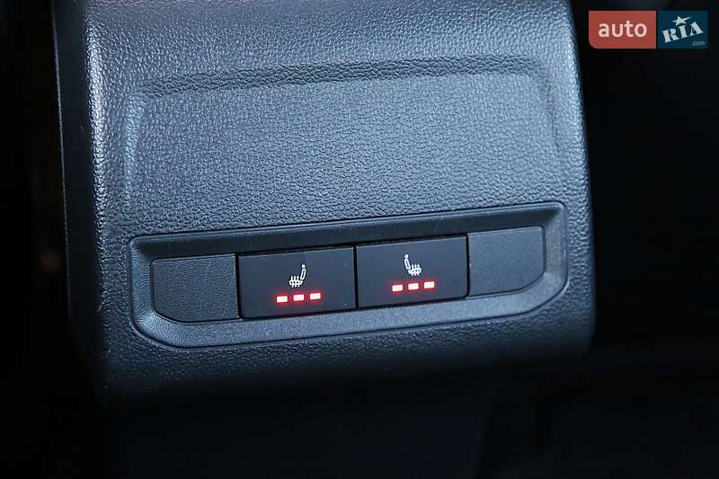 Седан Volkswagen Jetta 2018 в Києві