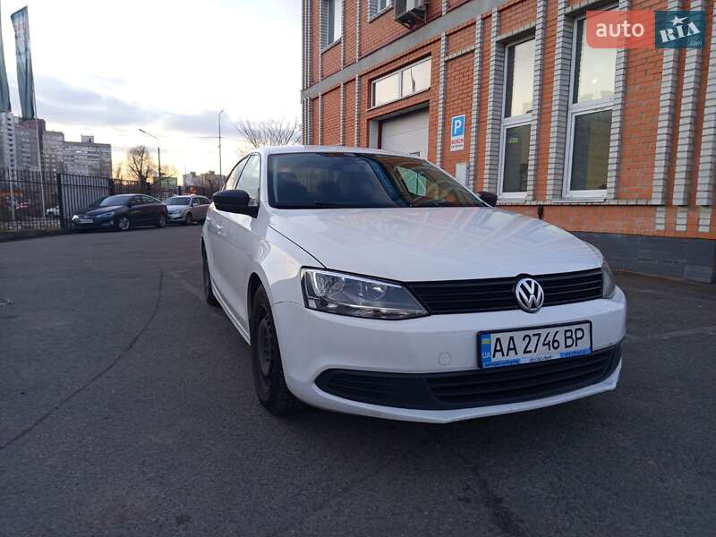 Volkswagen Jetta 2013 Volkswagen Jetta 2013