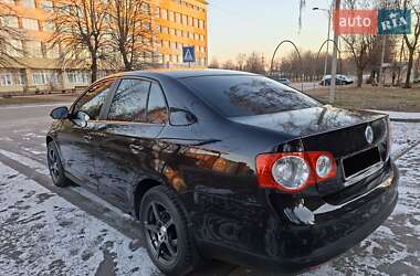 Седан Volkswagen Jetta 2006 в Шостці