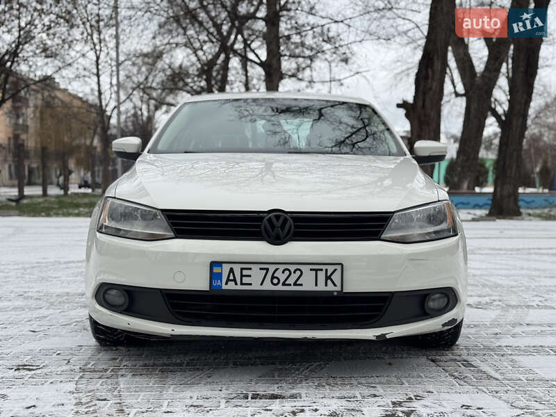 Седан Volkswagen Jetta 2013 в Кам'янському