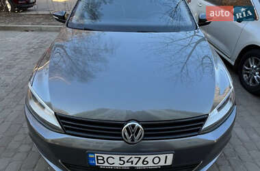 Седан Volkswagen Jetta 2011 в Львове