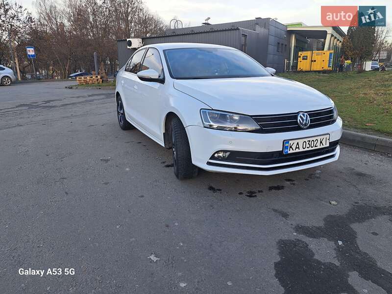 Седан Volkswagen Jetta 2015 в Вінниці
