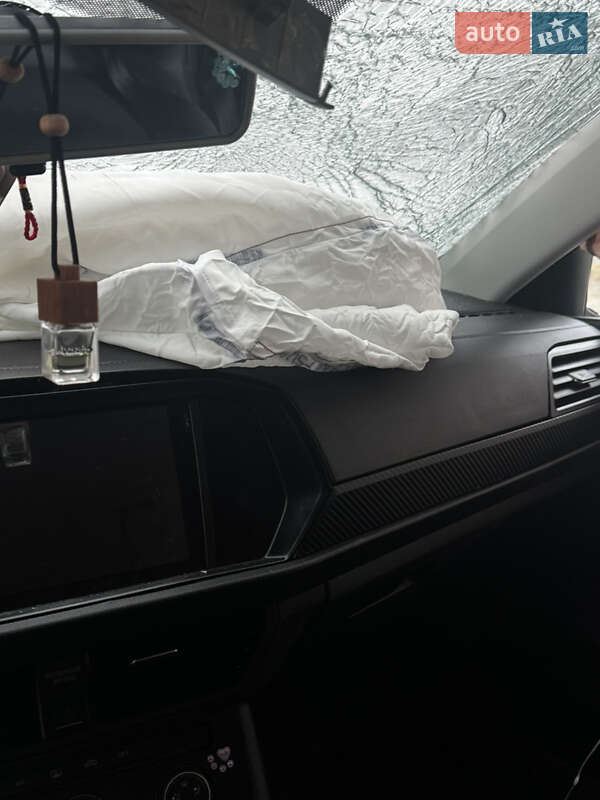 Седан Volkswagen Jetta 2018 в Львові